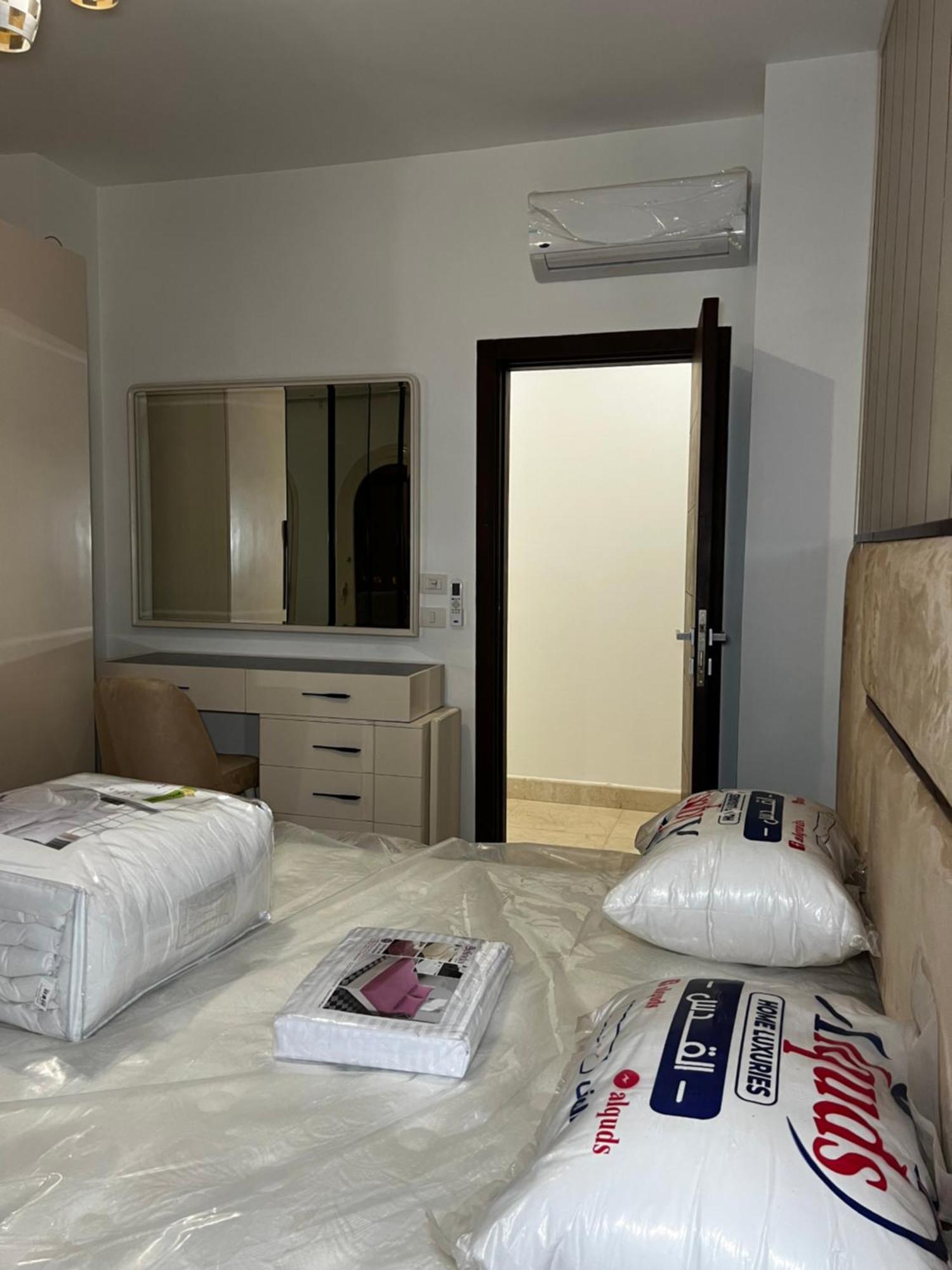 90 Avenue Apartment Cairo