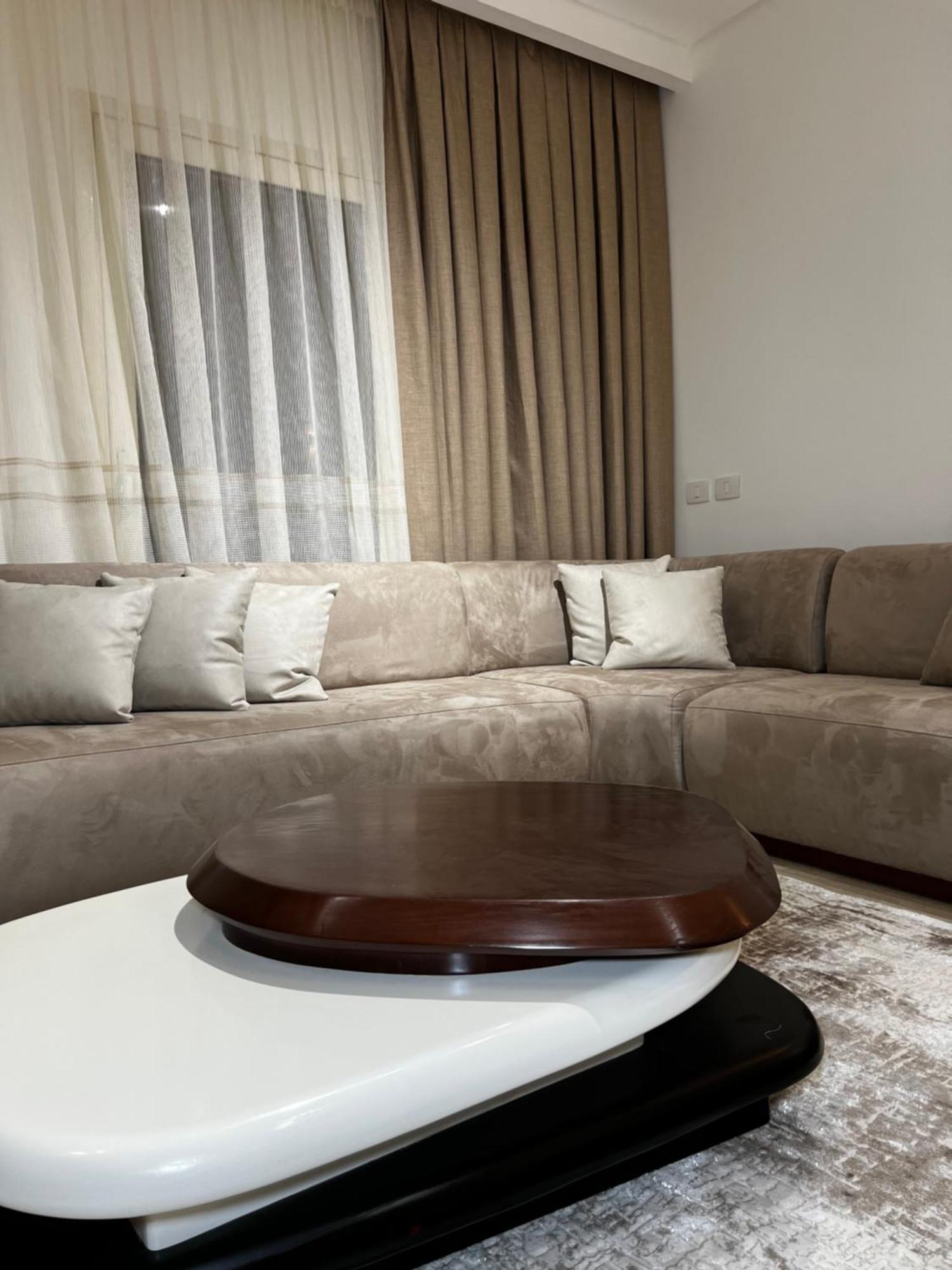 90 Avenue Cairo