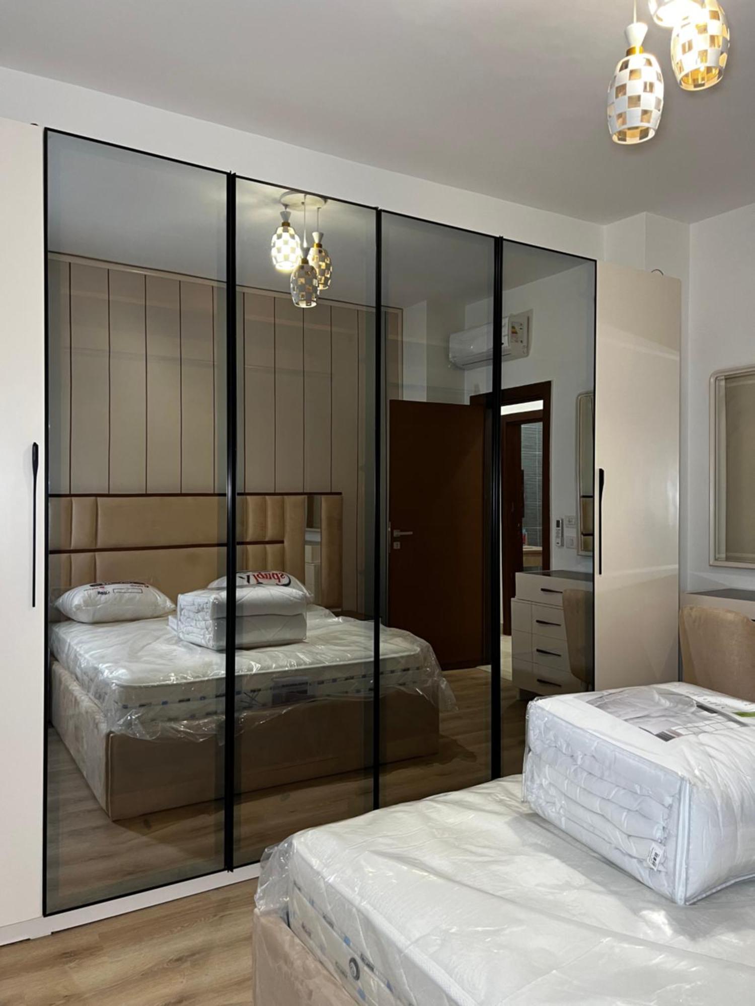 Apartment 90 Avenue *