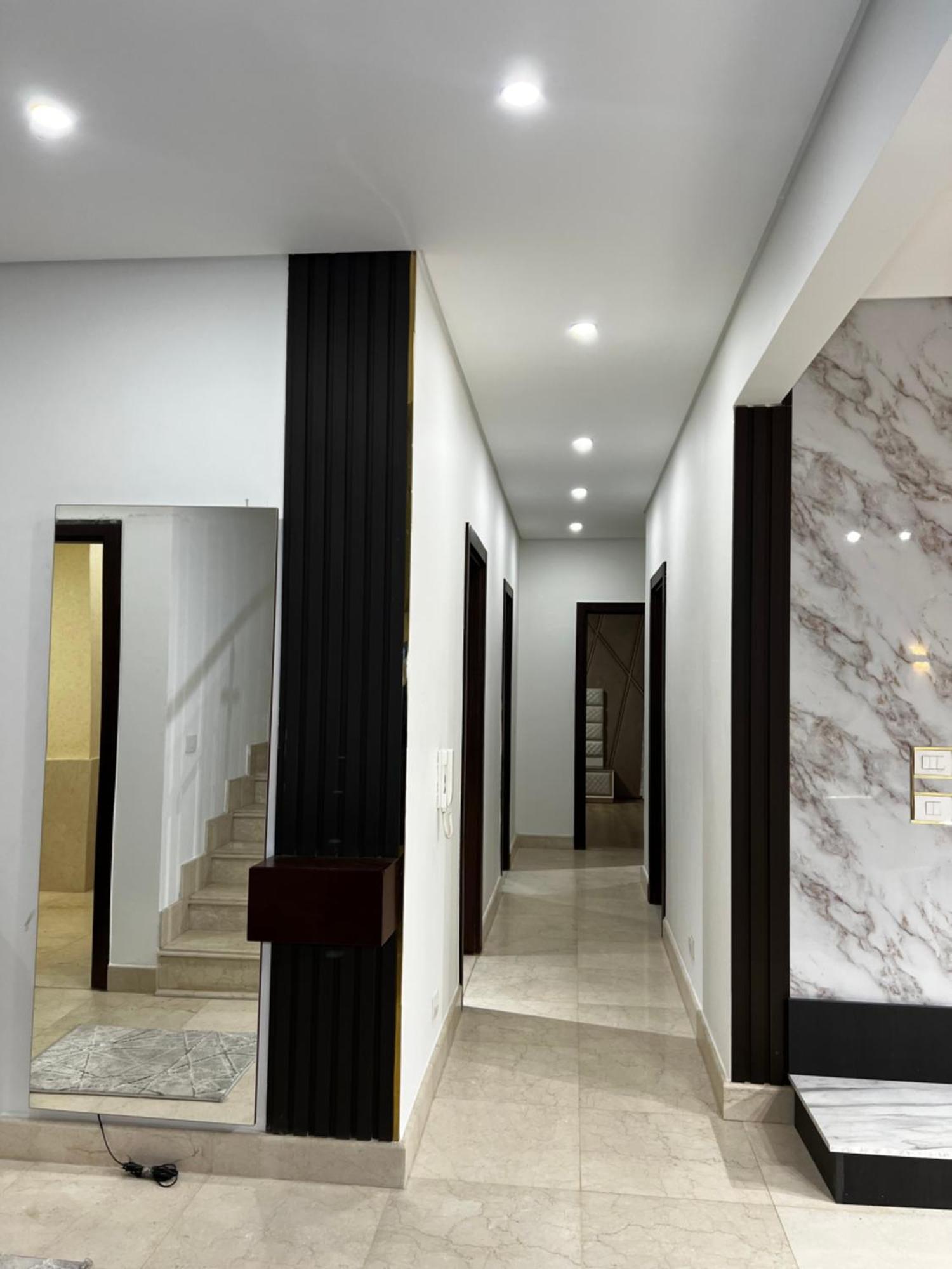 Apartment 90 Avenue